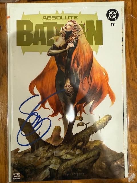 Absolute Batman #17 | Signed by Scott Snyder w/ COA | Puppeteer Lee Trade Dress
