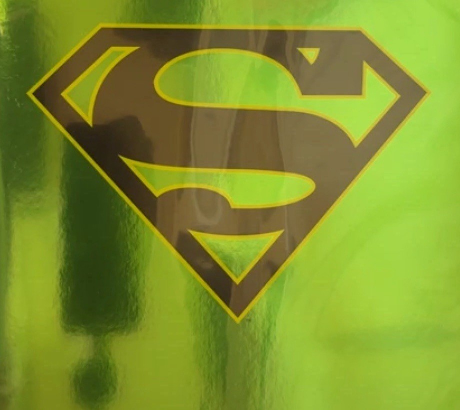 Superman Unlimited #2 Look Cinemas Exclusive Kryptonite Foil Limited  LTD 500